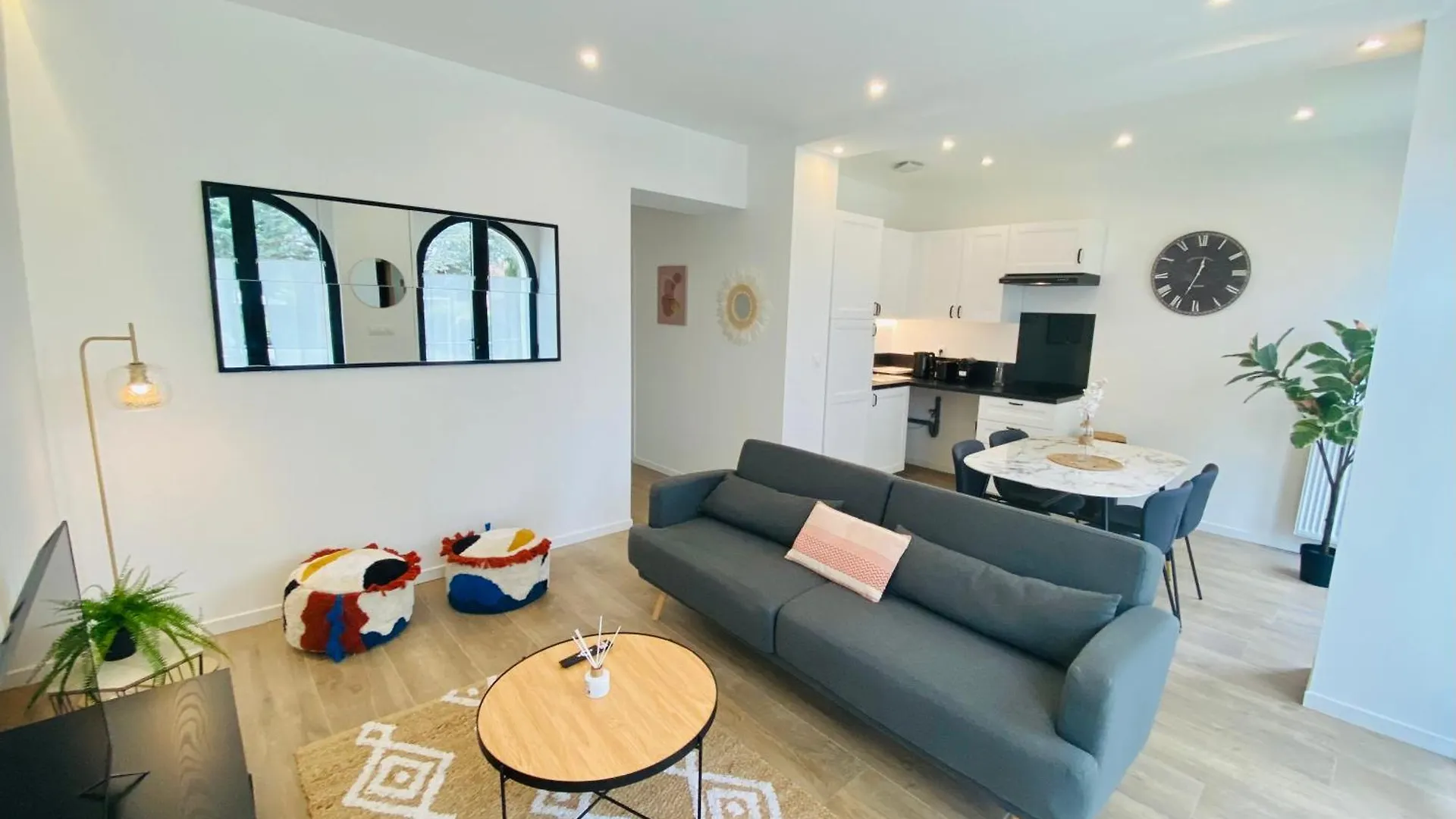 Les Appartements De L'Hippodrome Lambersart 0*,