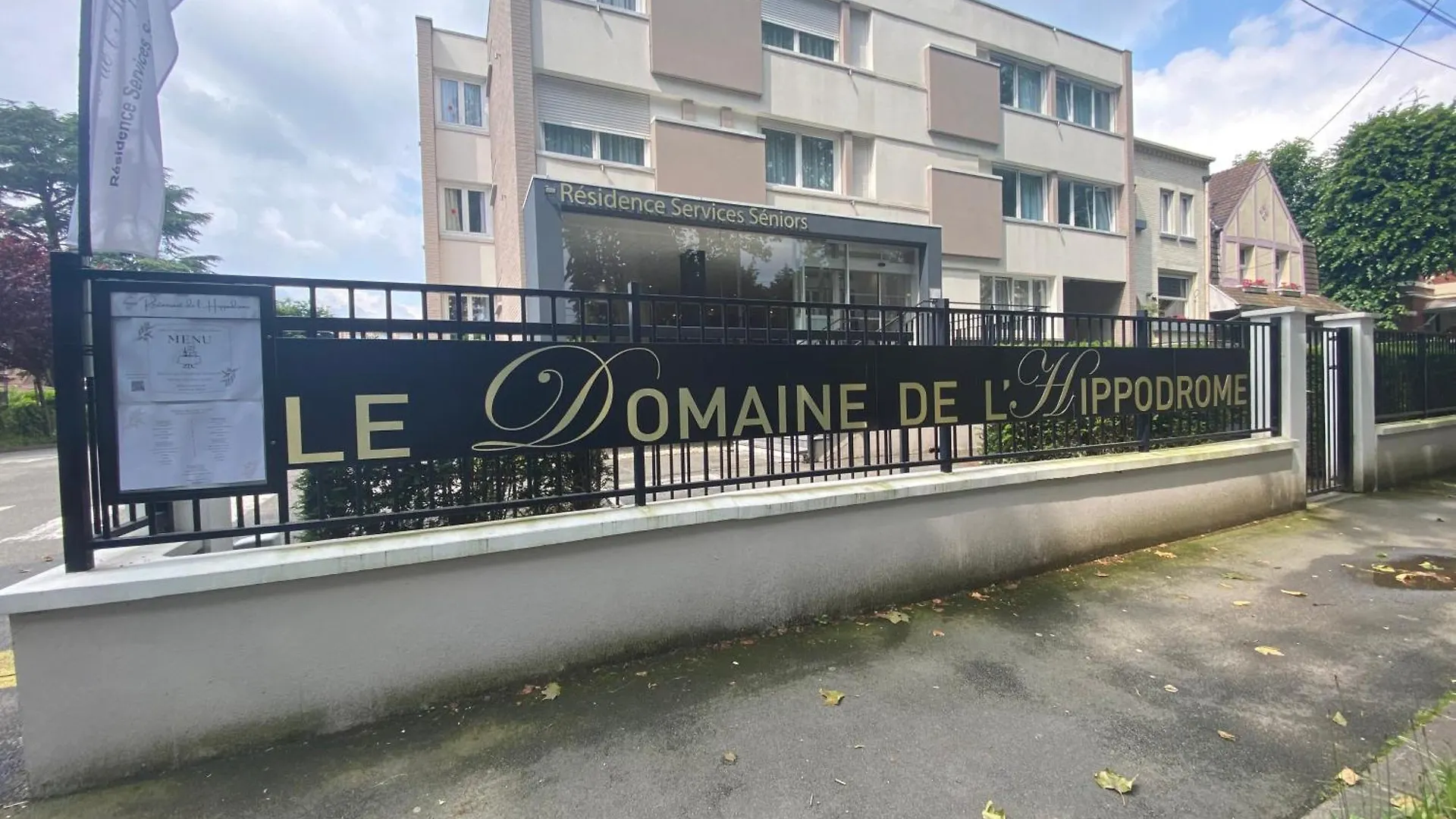 Apartment Les Appartements De L'Hippodrome Lambersart