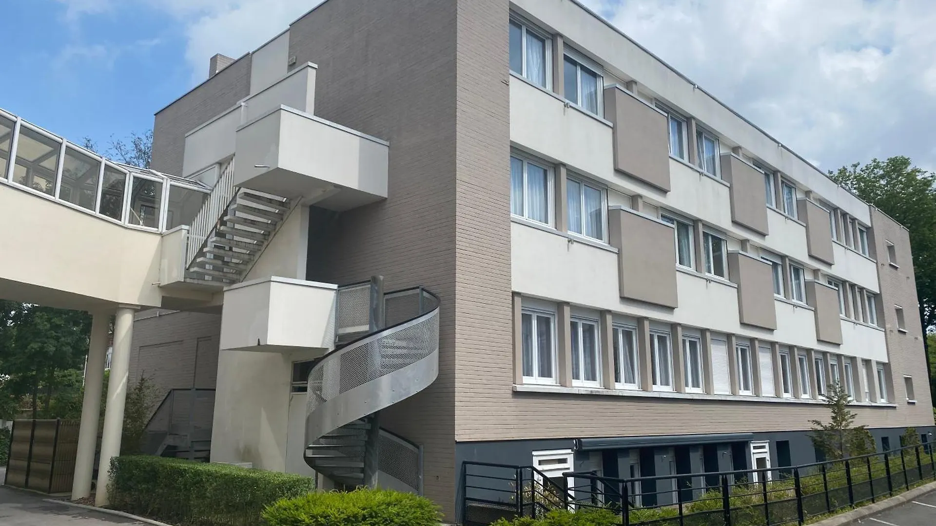 Les Appartements De L'Hippodrome Lambersart 0*,  France